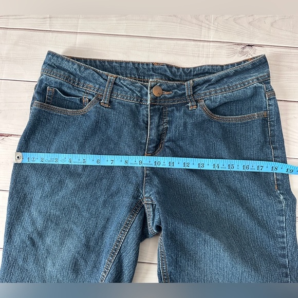 Faded Glory Women’s Denim Jorts - Size 10
Summer Casual Vacation Retro Career - Picture 3 of 5